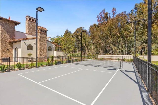 15931 Via De Santa Fe, Rancho Santa Fe, CA 92067