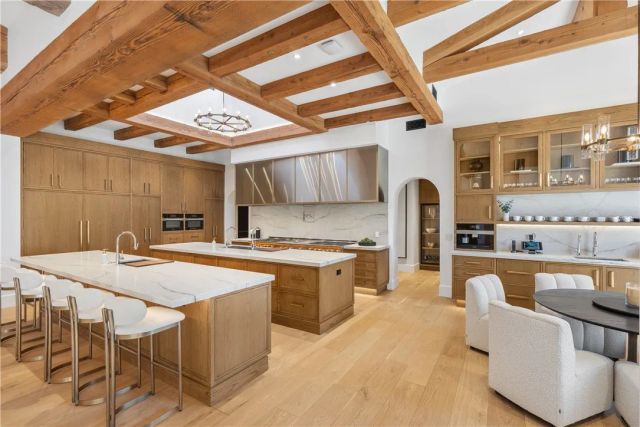 15931 Via De Santa Fe, Rancho Santa Fe, CA 92067