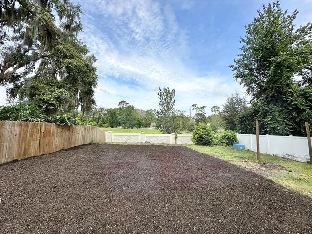 122 S BULOVA DRIVE, Apopka, FL 32703
