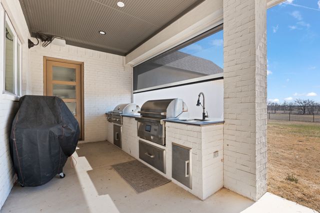 6305 Sage Creek Drive, Godley, TX 76044