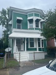 518 W 38th Street, Savannah, GA 31415