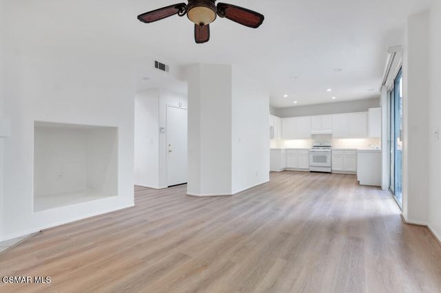 663 Avenida Magdalena, Camarillo, CA 93010