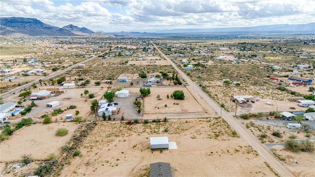 3870 N Bouse Road, Golden Valley, AZ 86413