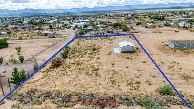 3870 N Bouse Road, Golden Valley, AZ 86413