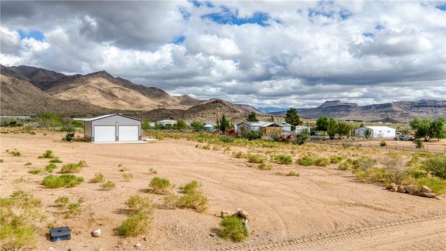 3870 N Bouse Road, Golden Valley, AZ 86413
