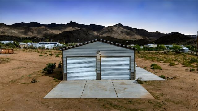 3870 N Bouse Road, Golden Valley, AZ 86413