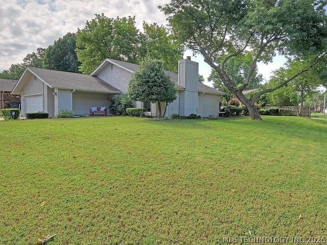 7802 E 79th Street, Tulsa, OK 74133