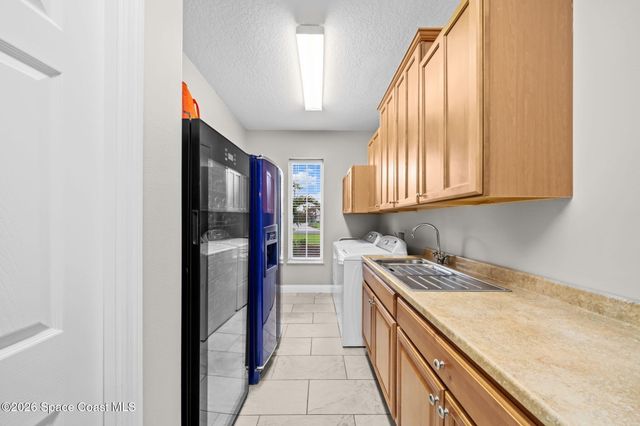 5177 Royal Paddock Way, Merritt Island, FL 32953