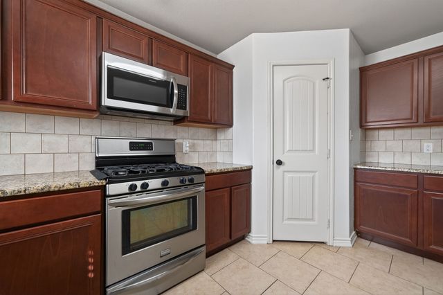 4204 Quail Run Road, Sherman, TX 75092