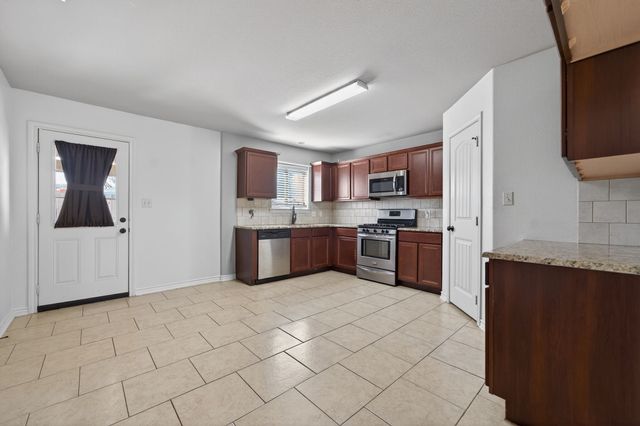 4204 Quail Run Road, Sherman, TX 75092