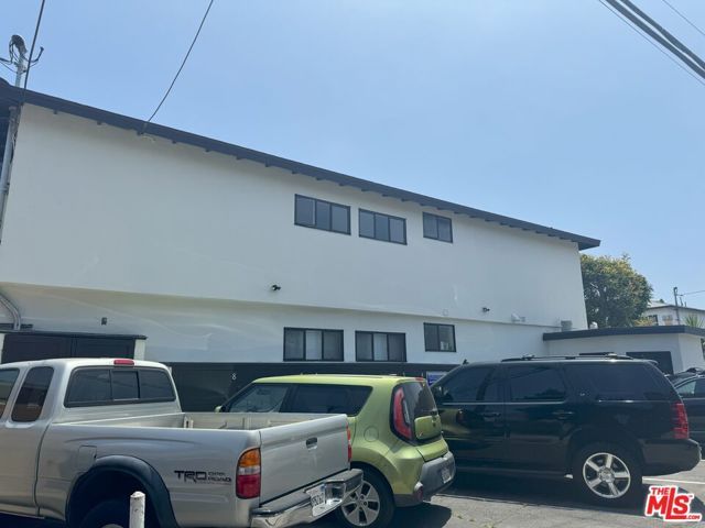 3794 Rosewood Avenue, Los Angeles, CA 90066