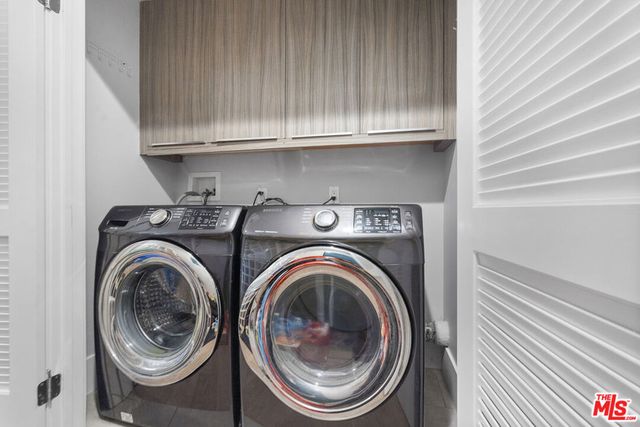 901 S Gramercy Drive 205, Los Angeles, CA 90019