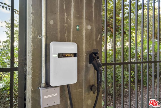 901 S Gramercy Drive 205, Los Angeles, CA 90019