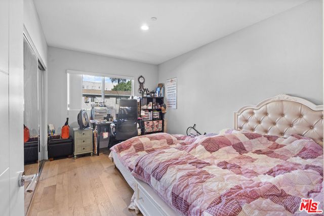 901 S Gramercy Drive 205, Los Angeles, CA 90019