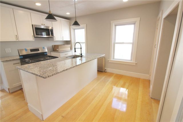 9 Hall Avenue 1, Newport, RI 02840