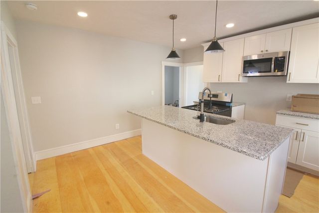 9 Hall Avenue 1, Newport, RI 02840