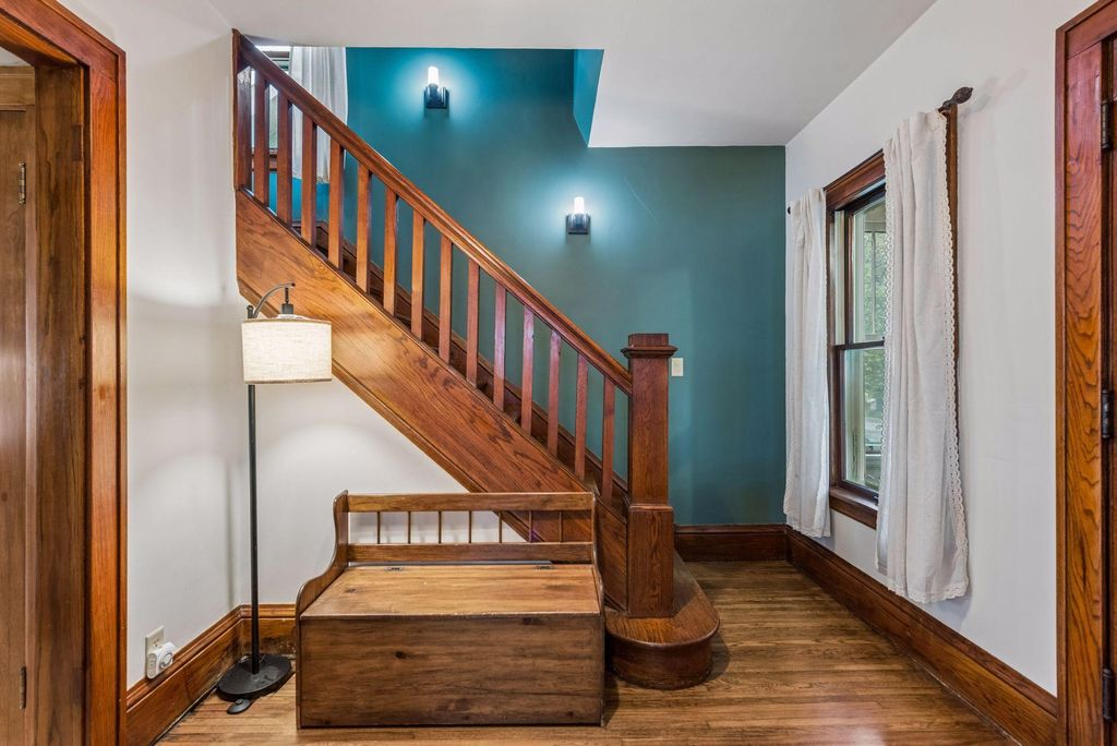 1426 Edmund Avenue, Saint Paul, MN 55104 — photo 5