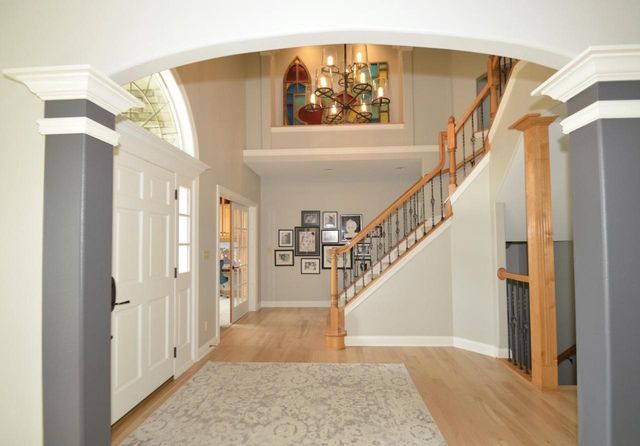 N34W33394 Hickory LANE, Nashotah, WI 53058
