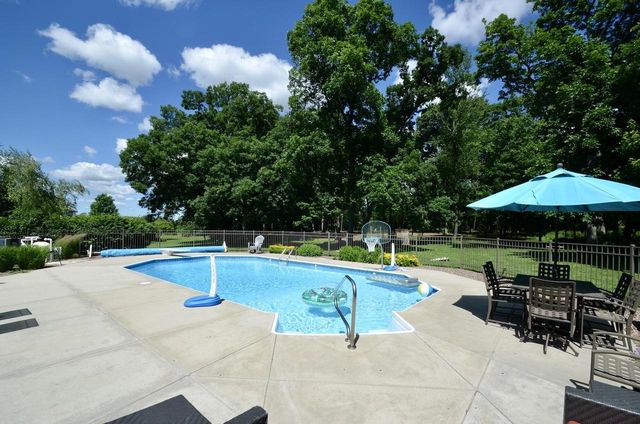 N34W33394 Hickory LANE, Nashotah, WI 53058