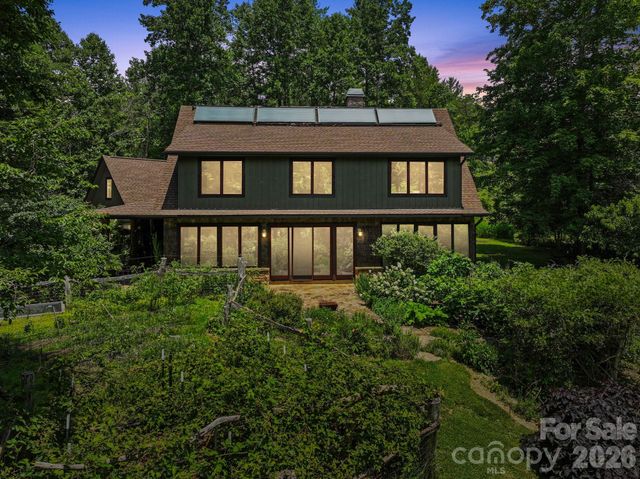 24 Merriwood Trail, Arden, NC 28704