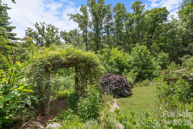 24 Merriwood Trail, Arden, NC 28704