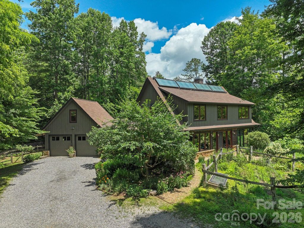 24 Merriwood Trail, Arden, NC 28704