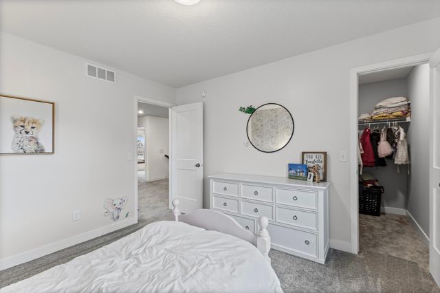 7963 64th Court S, Cottage Grove, MN 55016