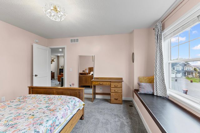 7963 64th Court S, Cottage Grove, MN 55016