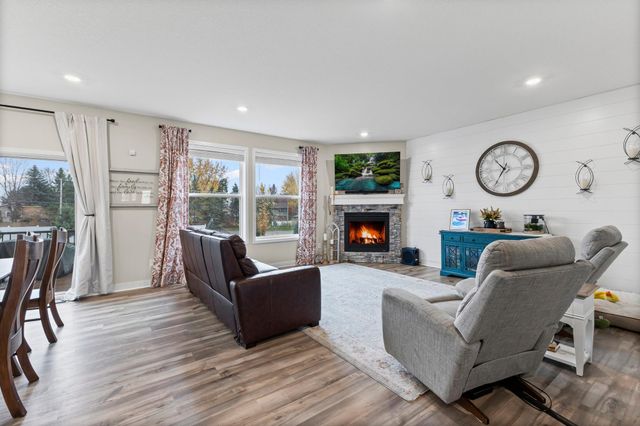 7963 64th Court S, Cottage Grove, MN 55016