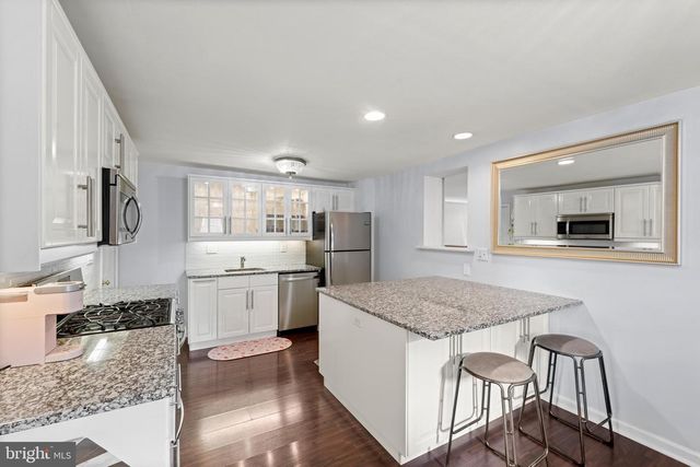 2326 S GILINGER RD, Lafayette Hill, PA 19444