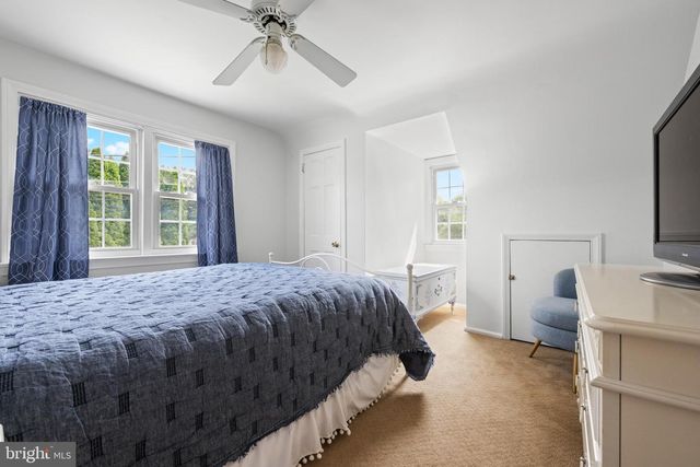 2326 S GILINGER RD, Lafayette Hill, PA 19444