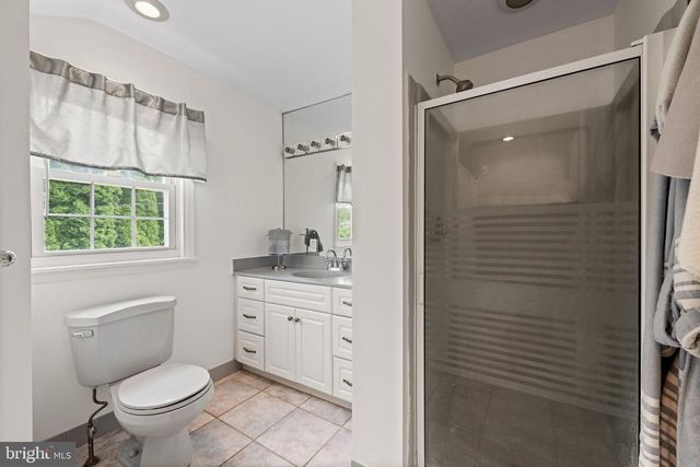 2326 S GILINGER RD, Lafayette Hill, PA 19444