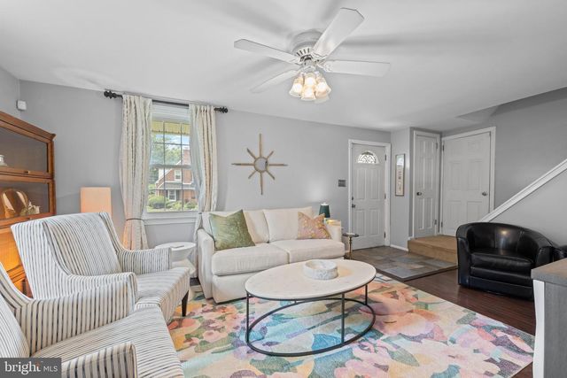 2326 S GILINGER RD, Lafayette Hill, PA 19444