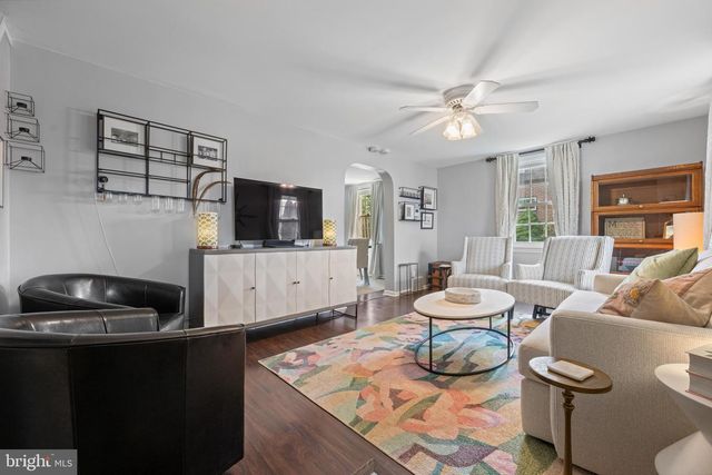 2326 S GILINGER RD, Lafayette Hill, PA 19444