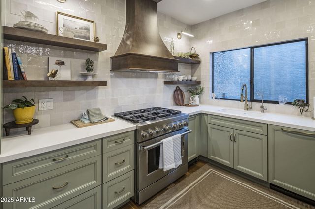 7516 E MERCER Lane, Scottsdale, AZ 85260