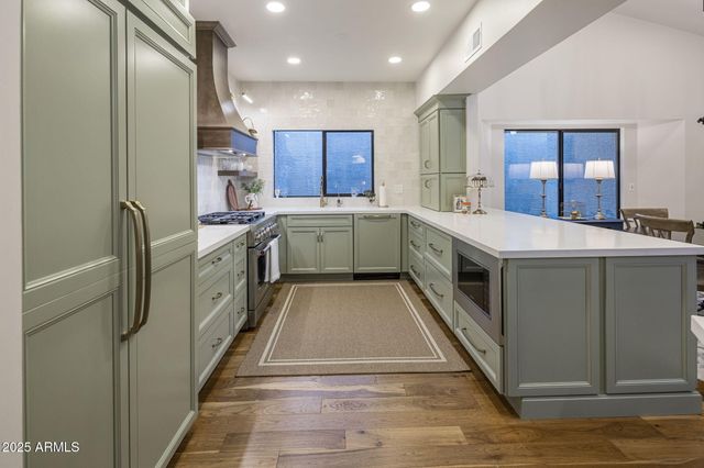 7516 E MERCER Lane, Scottsdale, AZ 85260