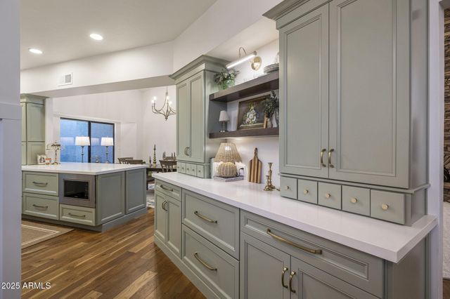 7516 E MERCER Lane, Scottsdale, AZ 85260