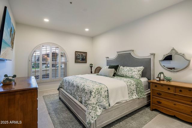 7516 E MERCER Lane, Scottsdale, AZ 85260