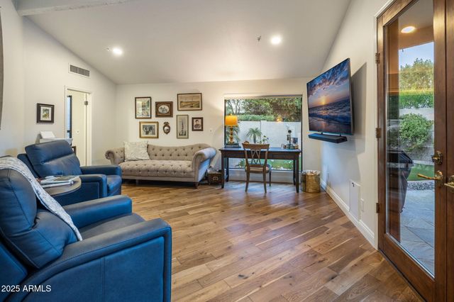 7516 E MERCER Lane, Scottsdale, AZ 85260