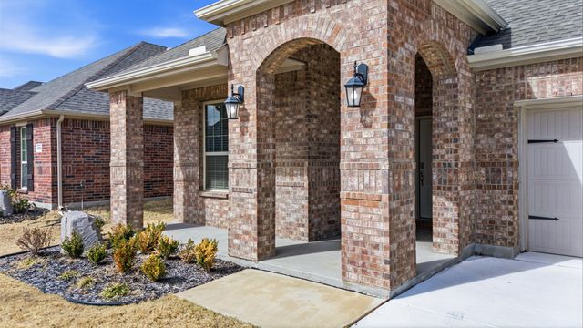 10313 Fountain Gate Street, Aubrey, TX 76227