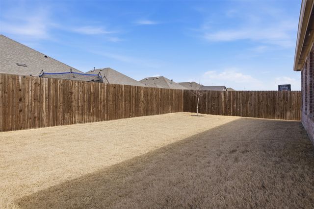 10313 Fountain Gate Street, Aubrey, TX 76227