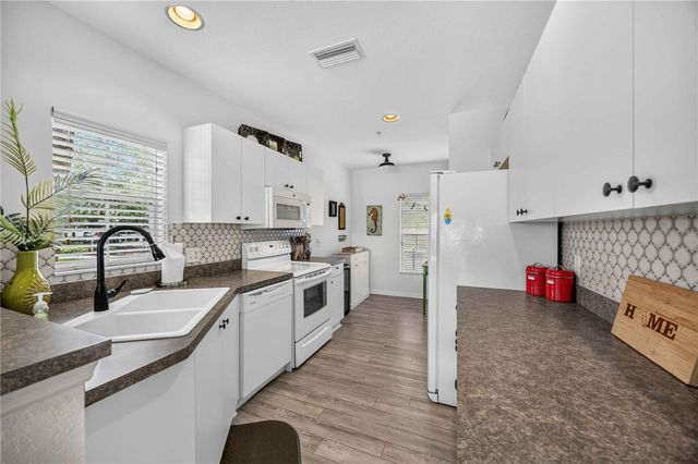 2160 HERON LAKE DRIVE 108, Punta Gorda, FL 33983