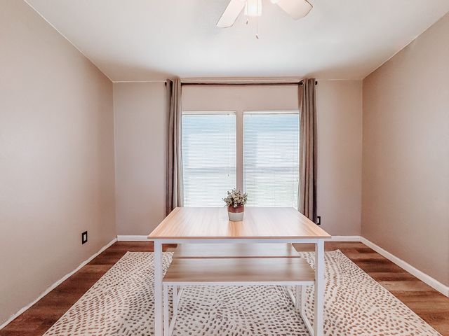 932 SE County Road 2240, Corsicana, TX 75109