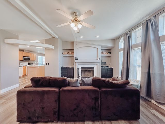 932 SE County Road 2240, Corsicana, TX 75109