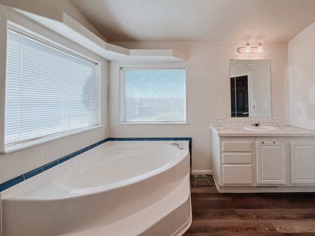 932 SE County Road 2240, Corsicana, TX 75109