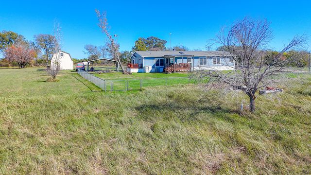 932 SE County Road 2240, Corsicana, TX 75109