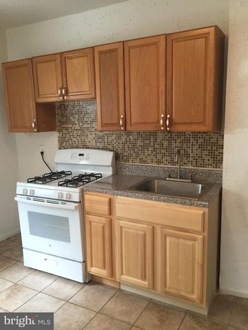 4830 E ROOSEVELT BLVD, Philadelphia, PA 19124