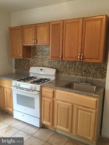 4830 E ROOSEVELT BLVD, Philadelphia, PA 19124