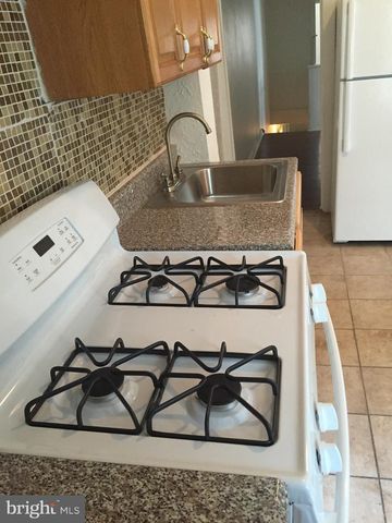 4830 E ROOSEVELT BLVD, Philadelphia, PA 19124