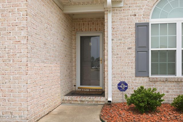 2012 Croyden Circle B, Greenville, NC 27834